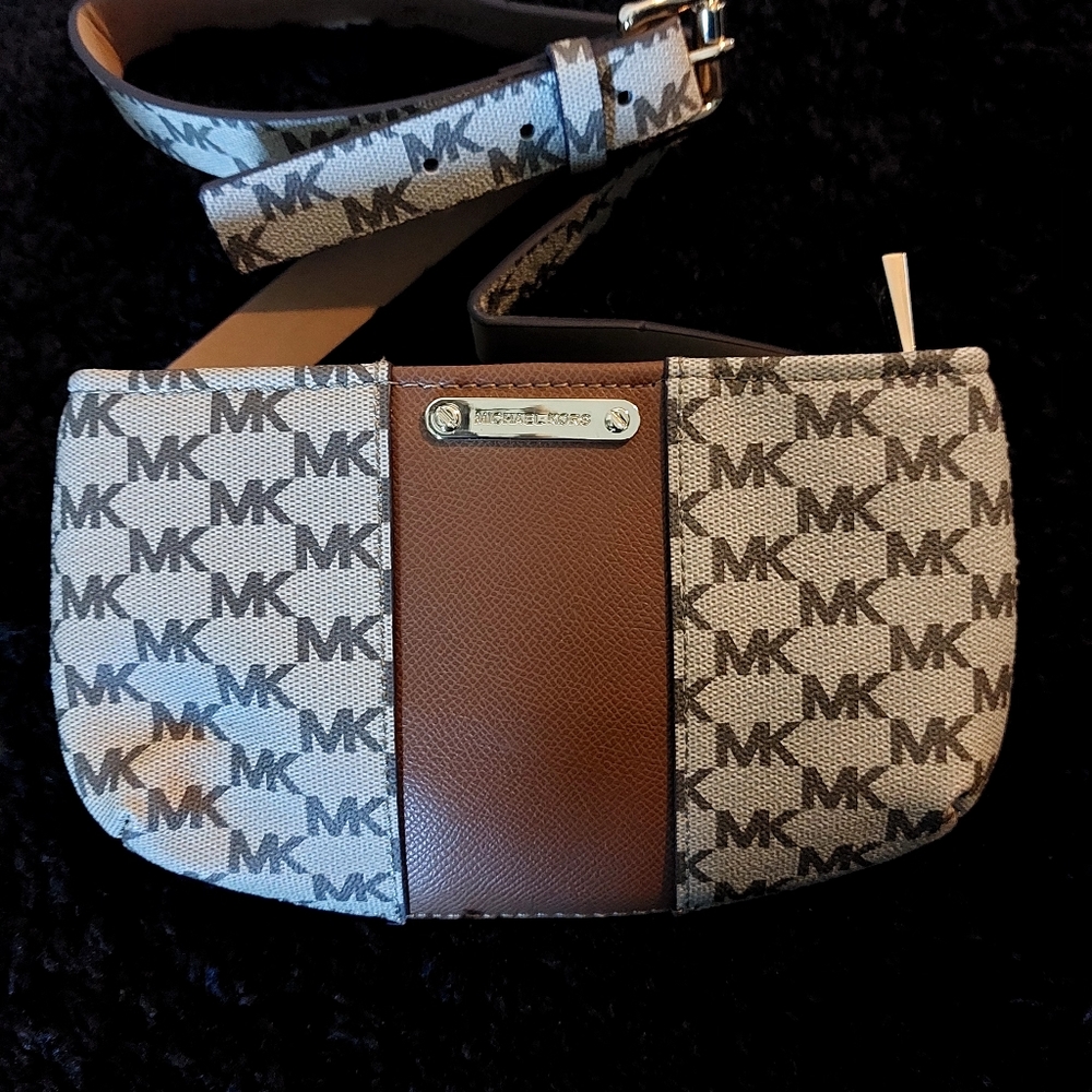 Michael Kors Adjustable Belt Bag
